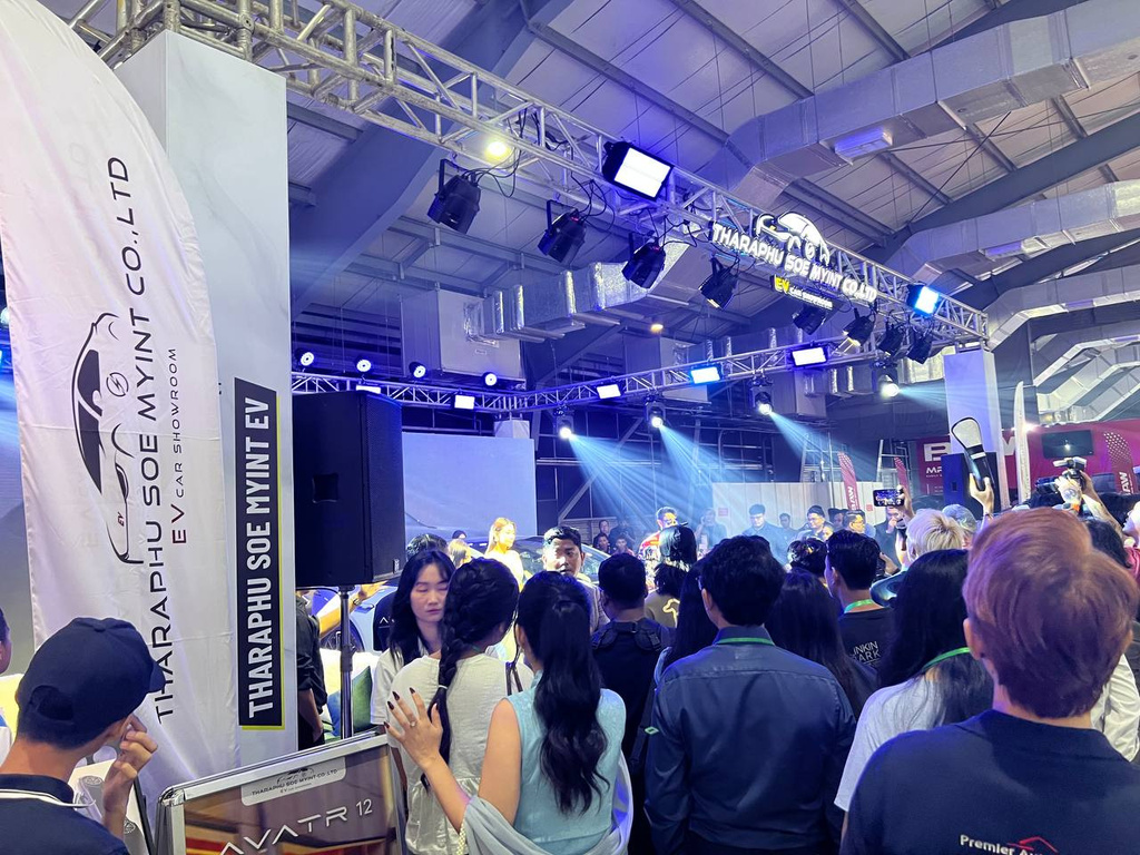 Expo hall with automotive exhibitors